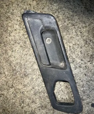 BMW 5 E34 Front door interior handle 51211944369