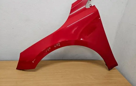 Volvo V40 Fender