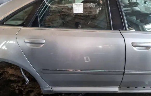Audi A8 S8 D3 4E Rear door LY7W