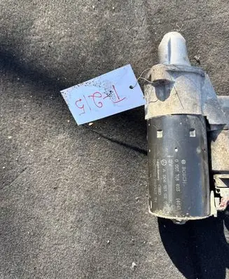 Mercedes-Benz CLS C219 Starter motor 0001108403 A0061510501