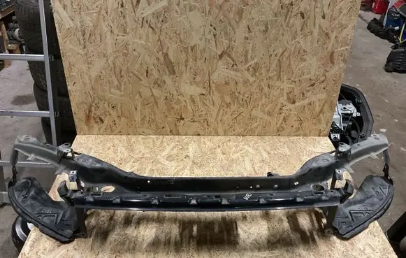 Volvo V50 Top upper radiator support slam panel 