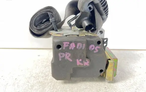 Skoda Fabia Mk1 (6Y) Front seatbelt 00064577