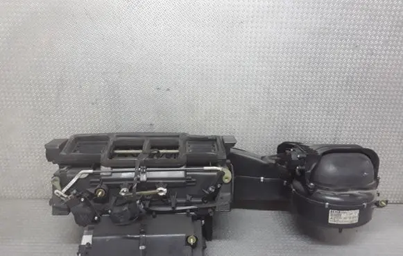 Mercedes-Benz C W203 Interior heater climate box assembly 2038300362