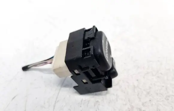 Toyota Yaris Wing mirror switch 183574