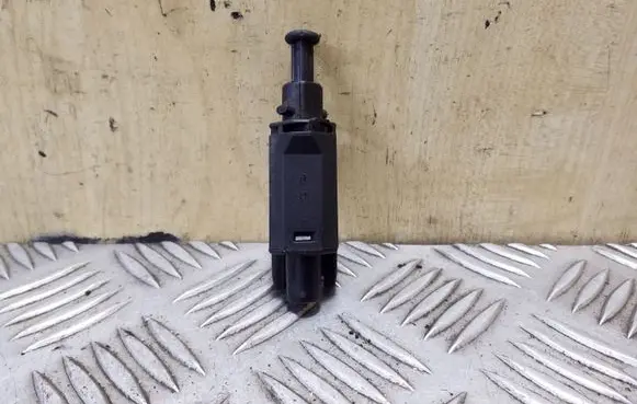 Volkswagen Transporter - Caravelle T4 Brake pedal sensor switch 191945515