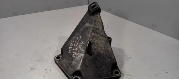 Audi A6 S6 C5 4B Engine mounting bracket 4b0199307c