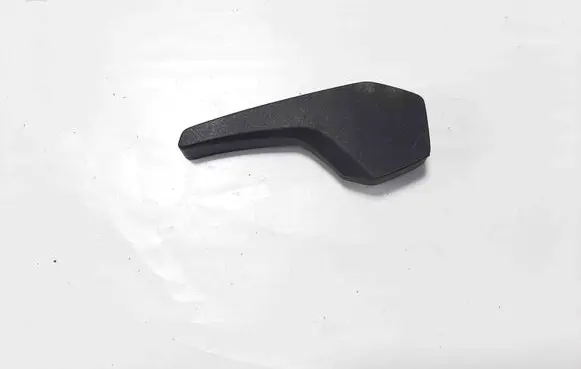 Engine bonnet (hood) release handle