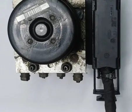 Volkswagen Golf VI ABS Pump 1K0614517BK 1K0907379AP