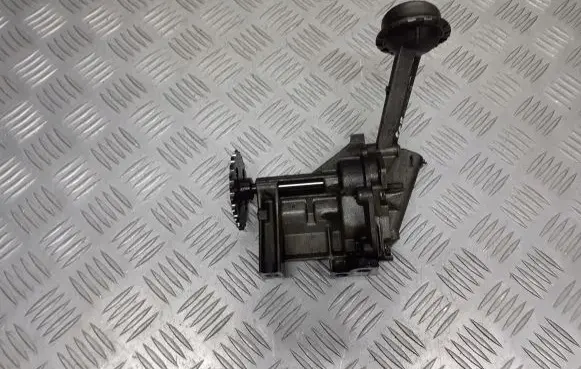 Renault Scenic II - Grand scenic II Oil pump 