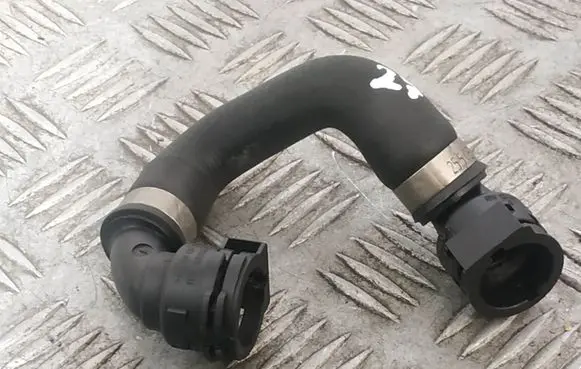 BMW 7 F01 F02 F03 F04 Engine coolant pipe/hose 7800104
