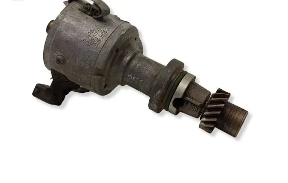 Volkswagen Golf II Spark distributor 0237020169 050905205E