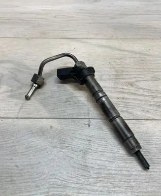 Mercedes-Benz R W251 Fuel injector A642073 071110 S6MTD1