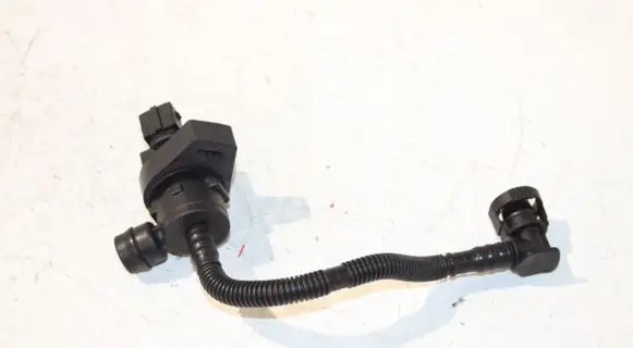 BMW 5 E60 E61 Turbo solenoid valve 7572237