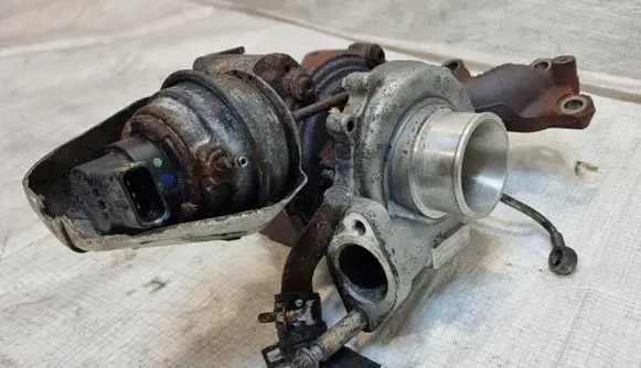 Opel Astra J Turbo 55567731