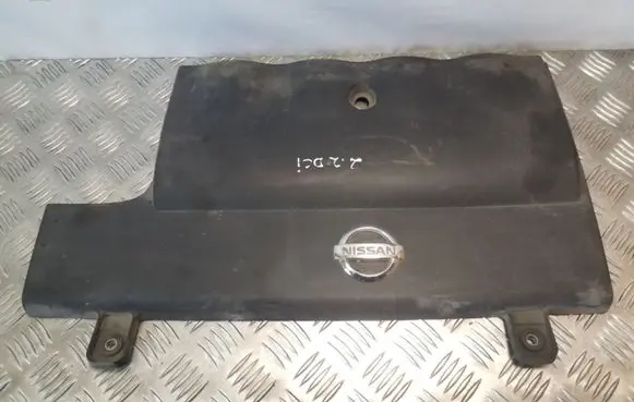 Nissan Primera Engine cover (trim)