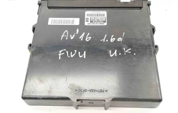 Toyota Avensis T270 Other devices 8926005010