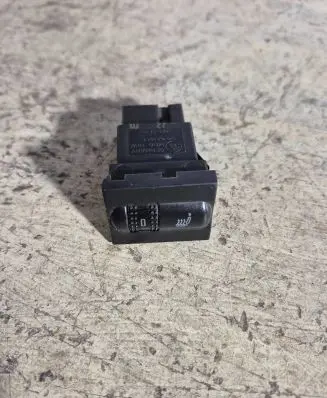 Skoda Fabia Mk1 (6Y) Seat heating switch 6Y0953563A