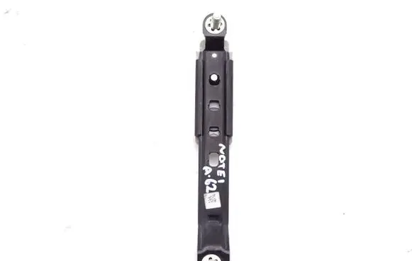 Nissan Note (E11) Seat belt adjustment rail 