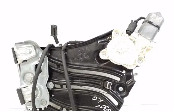 Rear window lifting mechanism without motor