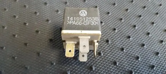 Audi A6 S6 C5 4B Other relay 141951253B