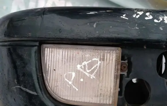 Volkswagen PASSAT B4 Front reflector 