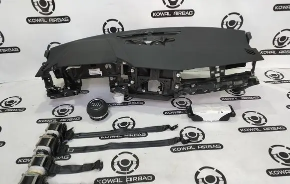 Audi A1 Dashboard 82B857003G 82B857005 82A880201N