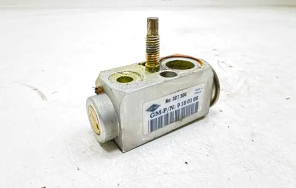 Opel Signum Air conditioning (A/C) expansion valve 9180166 327300
