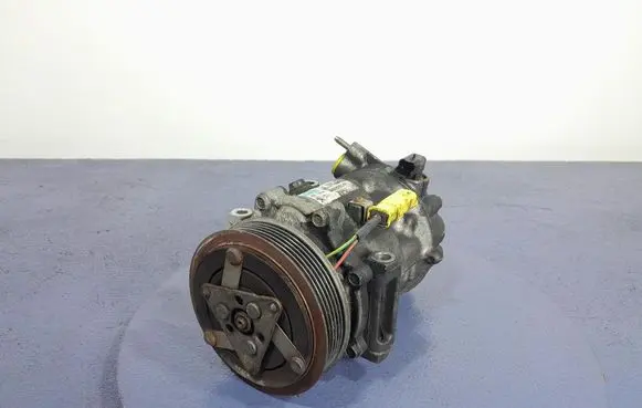 Peugeot 5008 Air conditioning (A/C) compressor (pump) 9800839580