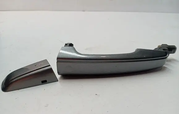 Land Rover Discovery 5 Front door exterior handle