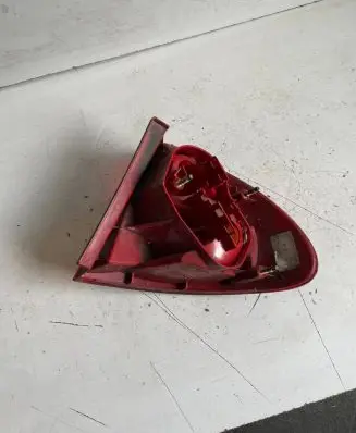 Toyota Avensis T220 Rear/tail lights 2329
