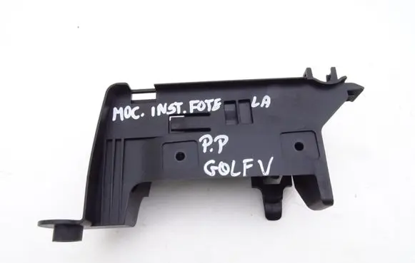 Volkswagen Golf V Other seats 1K0937546