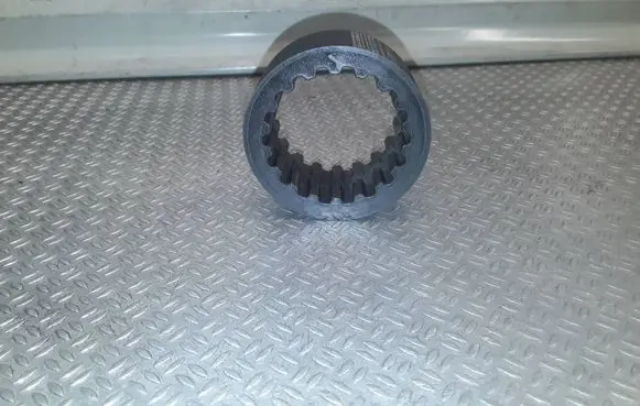 Volkswagen Touareg I Alternator belt 