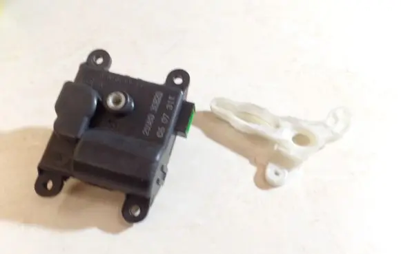 A/C air flow flap actuator/motor