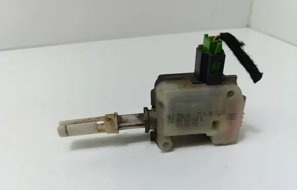 Audi A6 S6 C5 4B Tailgate boot lock/latch motor 4B9962115B