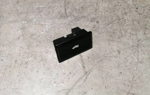 Audi Q5 SQ5 8R Tailgate/boot open switch button 3D0959831D