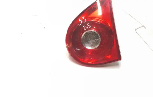 Volkswagen Golf V Tailgate rear/tail lights 1K6945094E