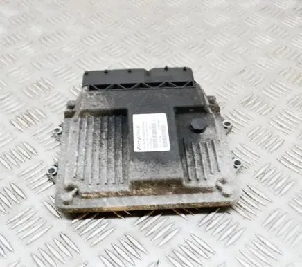 Fiat Doblo Engine control unit/module 51796244 MJD6F3D4