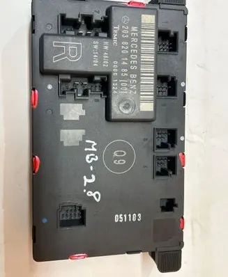 Mercedes-Benz C W203 Door control unit/module 2038201485 00001324