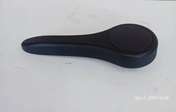 Nissan Juke I F15 Seat adjustment handle 1863859