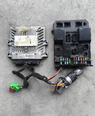 Peugeot 307 Engine control unit/module ECU 9656413180 9651196680