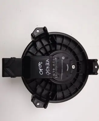 Toyota Verso-S Heater fan/blower AV2727005141