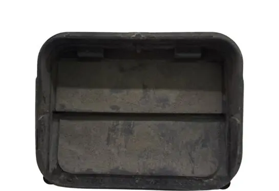 Tesla Model X Quarter panel pressure vent 106803400C