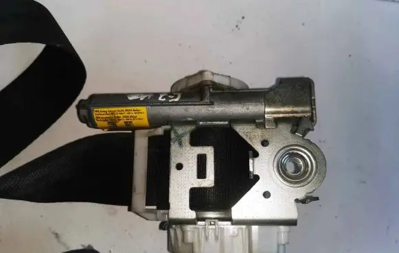 Citroen C3 Front seatbelt 34068390 9685165651XX 051090