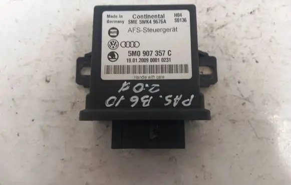 Volkswagen PASSAT B6 Light module LCM 5M0907357C 5WK49676A
