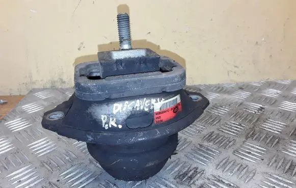 Land Rover Discovery 3 - LR3 Engine mount bracket KKB500441G