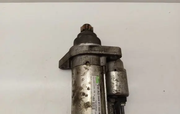 Skoda Octavia Mk2 (1Z) Starter motor 0AM911023B