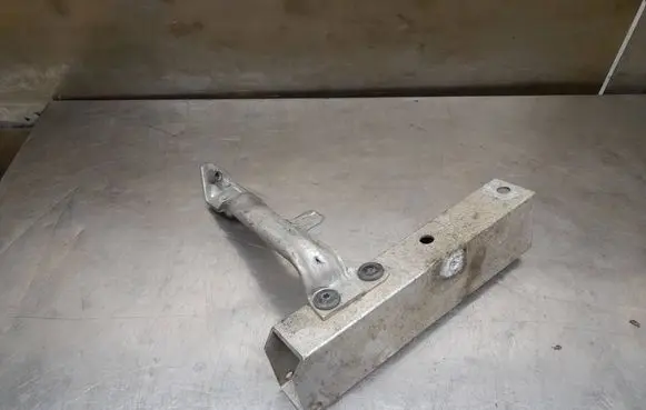 BMW 5 F10 F11 Front bumper shock/impact absorber 7158894