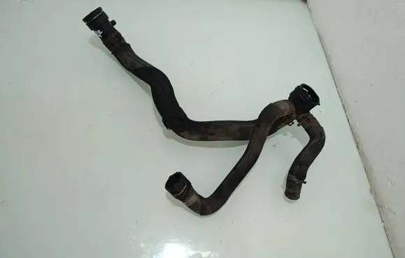 Audi A5 Sportback 8TA Engine coolant pipe/hose 8K0122293