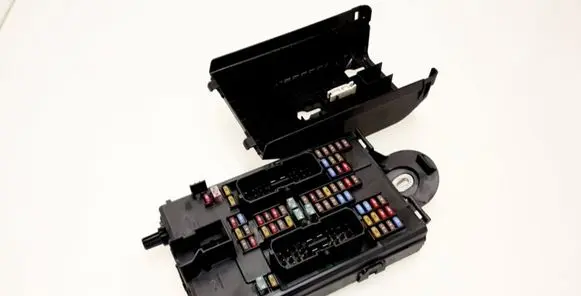 Volvo XC90 Fuse module 31346672