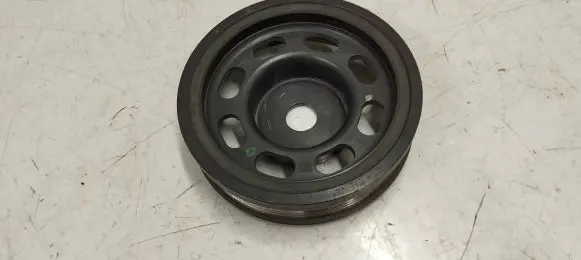 Audi A1 Crankshaft pulley 04e105243e